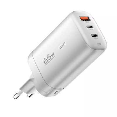 65W GaN 3 porte USB Type-c Travel Adapter per la ricarica ad alta velocità di più dispositivi
