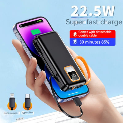 Outdoor 10000mAh TC Port Mini 22.5W Fast Charging Power Bank con cavo e capacità reale
