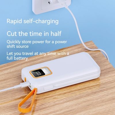 Outdoor 10000mAh TC Port Mini 22.5W Fast Charging Power Bank con cavo e capacità reale