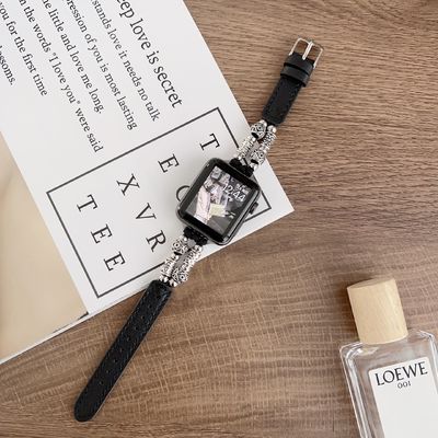 La cintura sportiva in pelle dell'Apple Watch è un elemento indispensabile per gli appassionati di allenamento